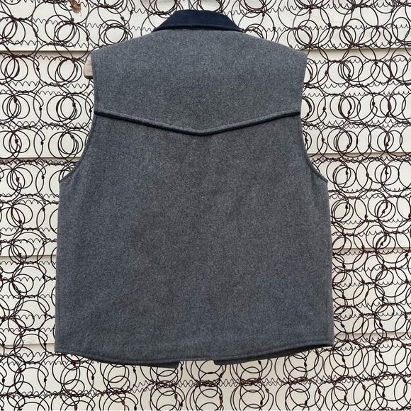 Cripple Creek Gray Wool Melton Vest With Concealed Carry Pocket Western Vest - Picture 2 of 7